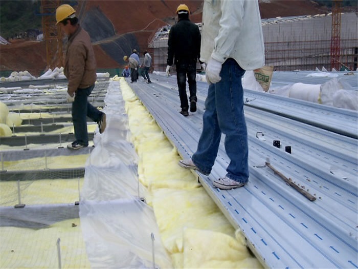 仁怀安吉县体育馆网架